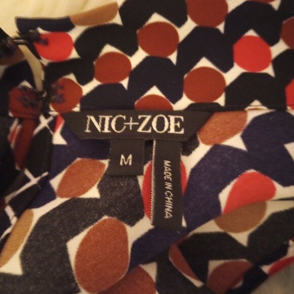 Nic + Zoe High-neck Sleeveless Top - Picture 5 of 5